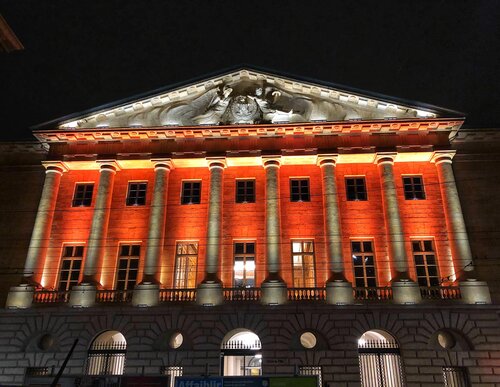 Hôtel de Ville illuminé