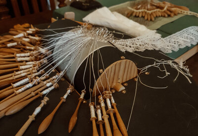 Démonstration de dentellières